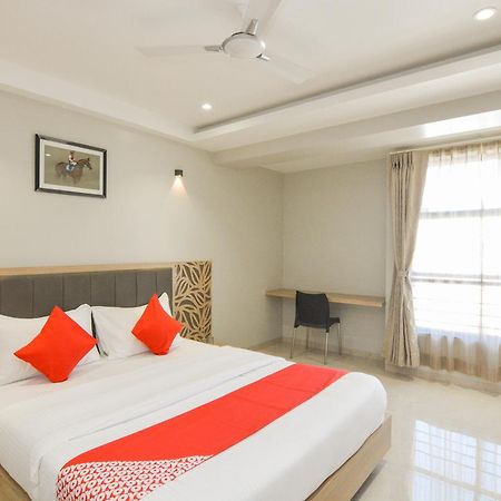 Hotel O Season Choice Ширди Екстериор снимка