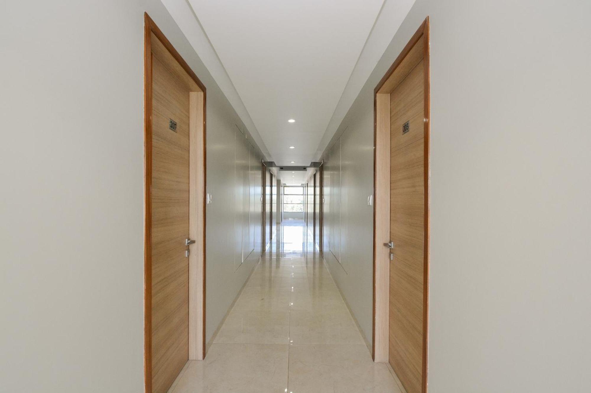Hotel O Season Choice Ширди Екстериор снимка